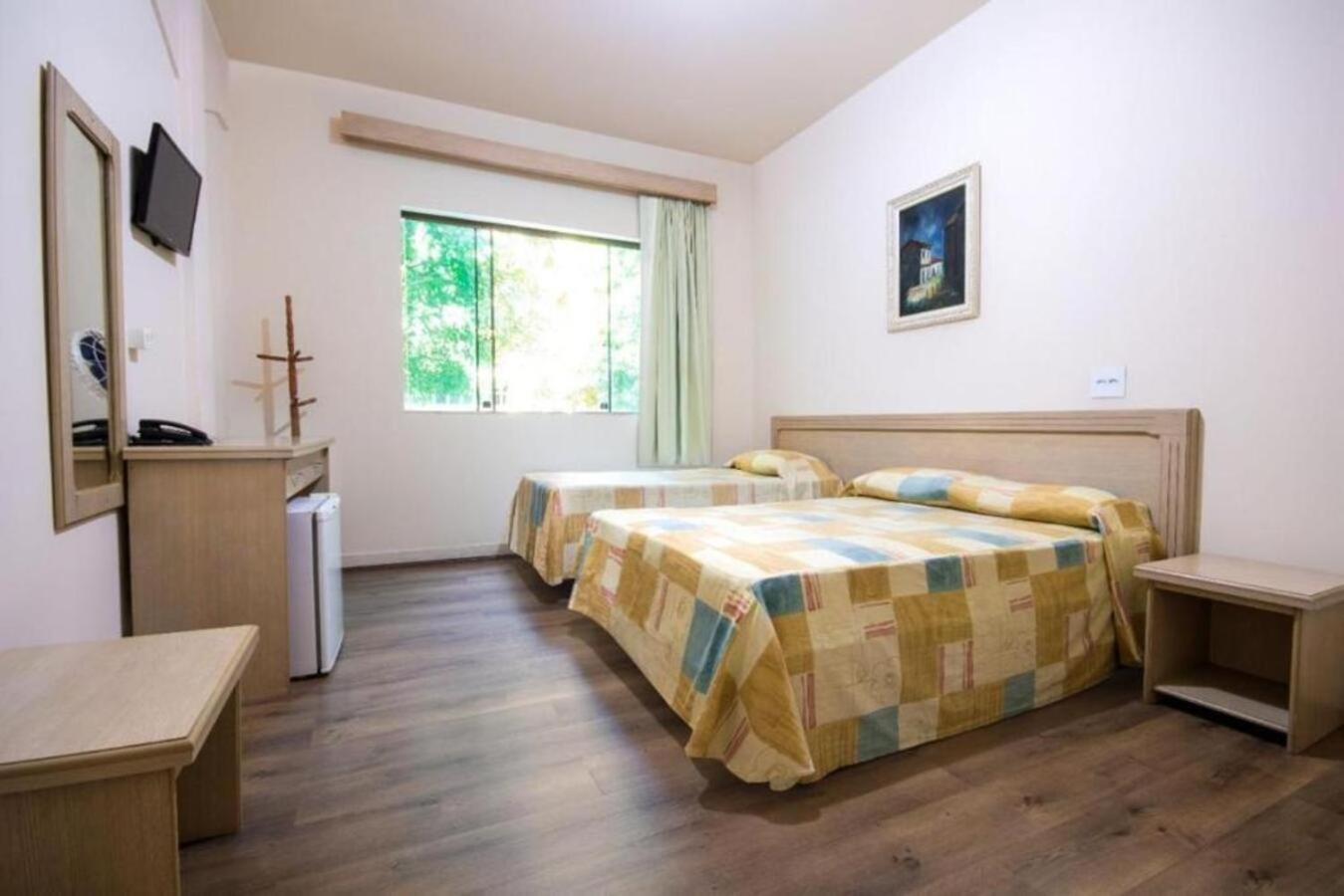 Hotel Dan Inn Pocos De Caldas - A Melhor Localizacao Do Centro By Nacional Inn 外观 照片