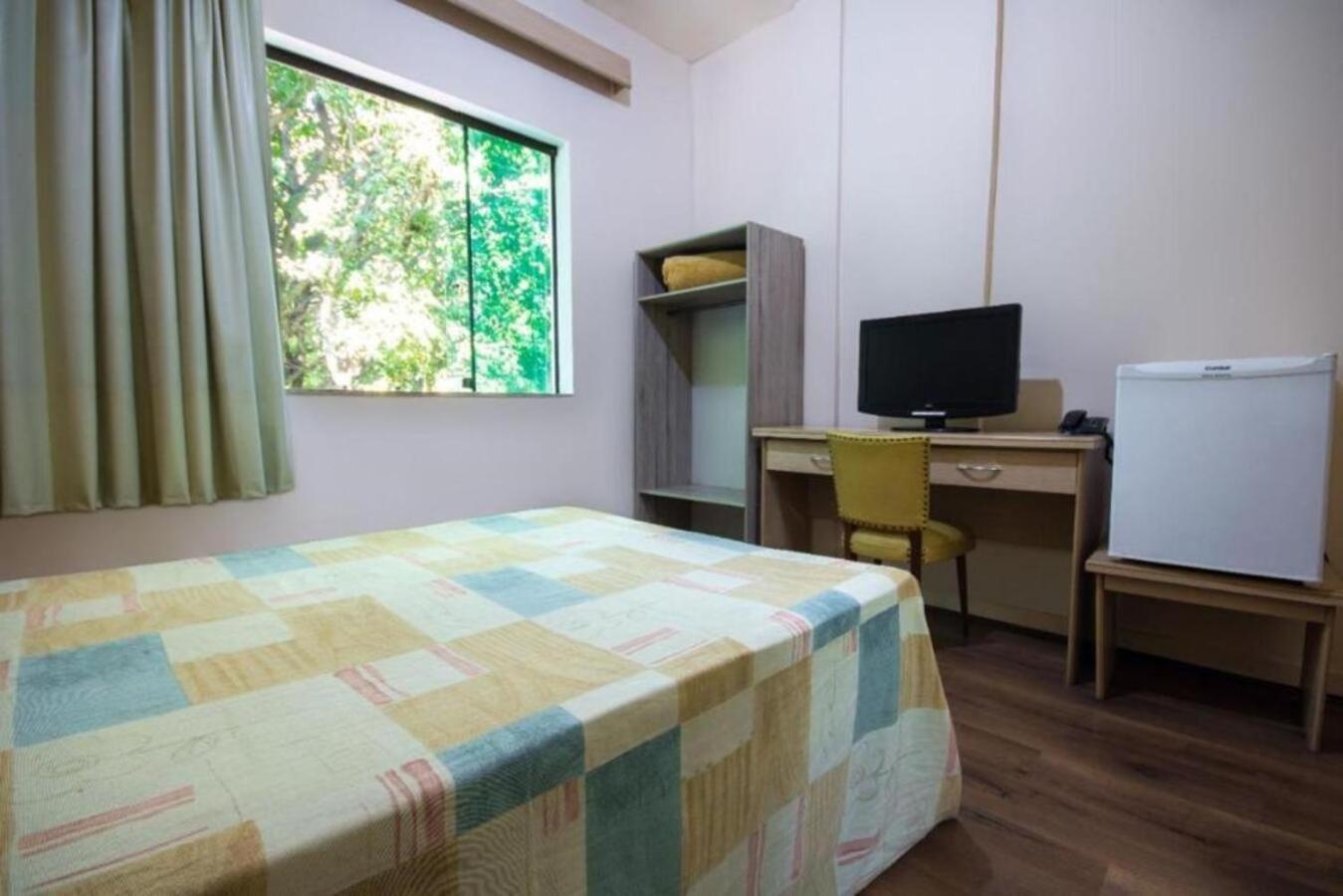 Hotel Dan Inn Pocos De Caldas - A Melhor Localizacao Do Centro By Nacional Inn 外观 照片