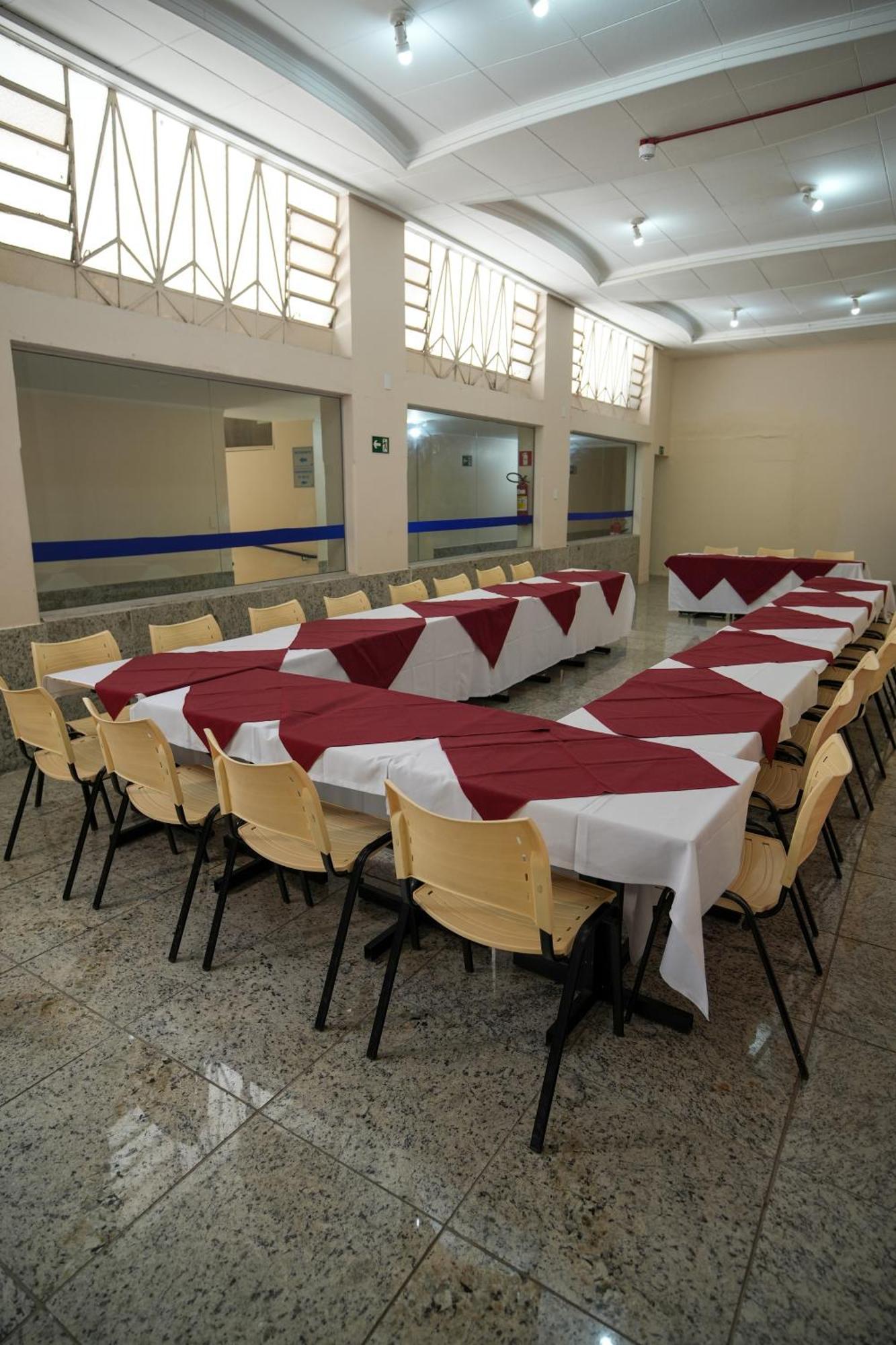 Hotel Dan Inn Pocos De Caldas - A Melhor Localizacao Do Centro By Nacional Inn 外观 照片