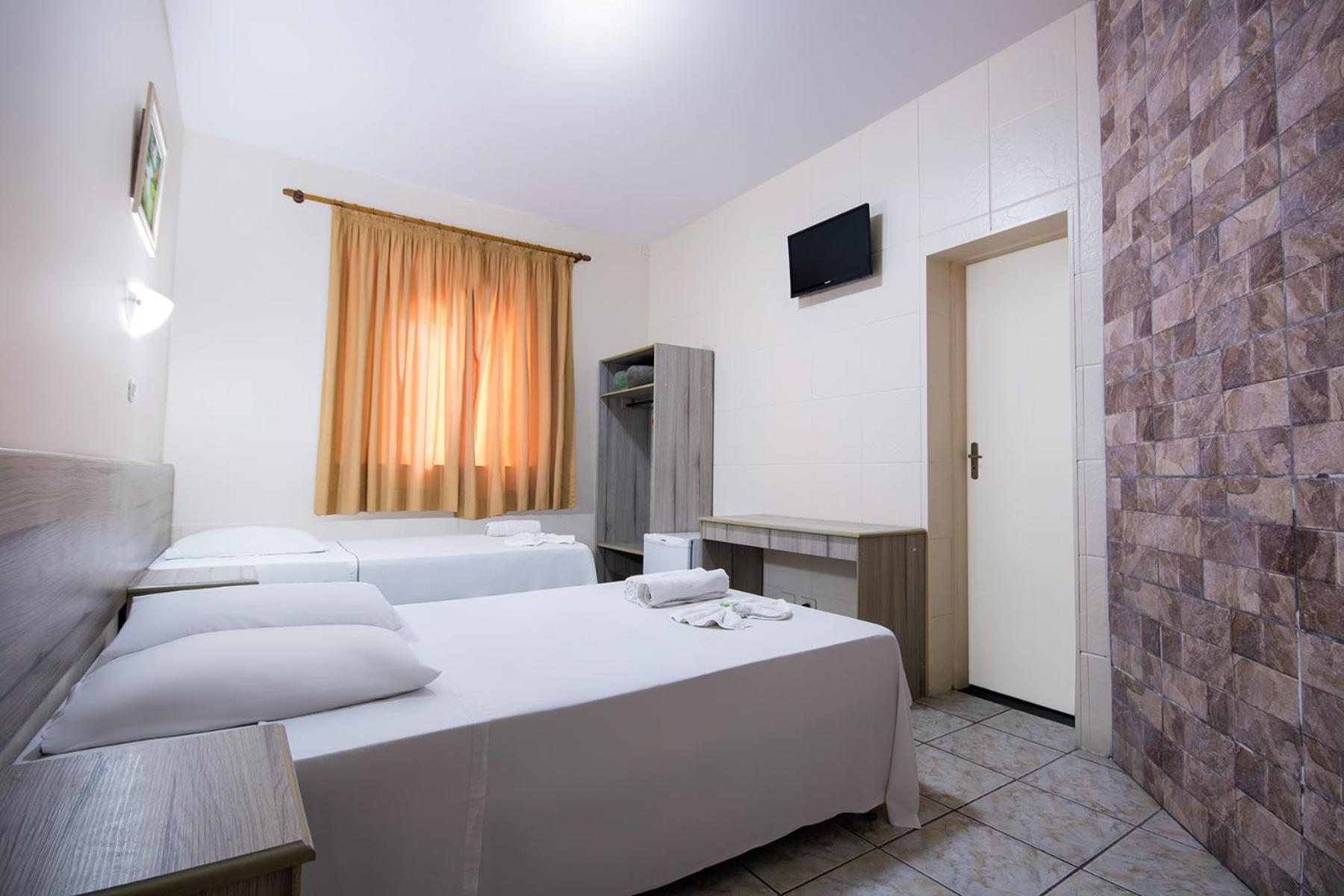 Hotel Dan Inn Pocos De Caldas - A Melhor Localizacao Do Centro By Nacional Inn 外观 照片